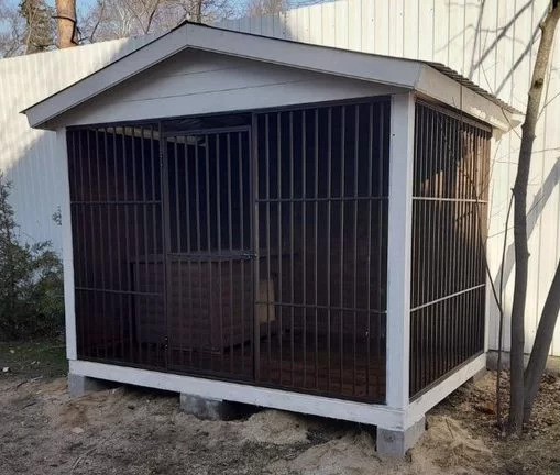 Вольер «Ахен»