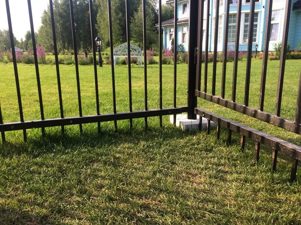 Вольер «Мерциг»