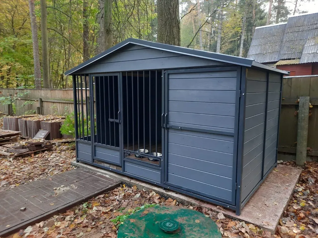 Вольер «Пайц»