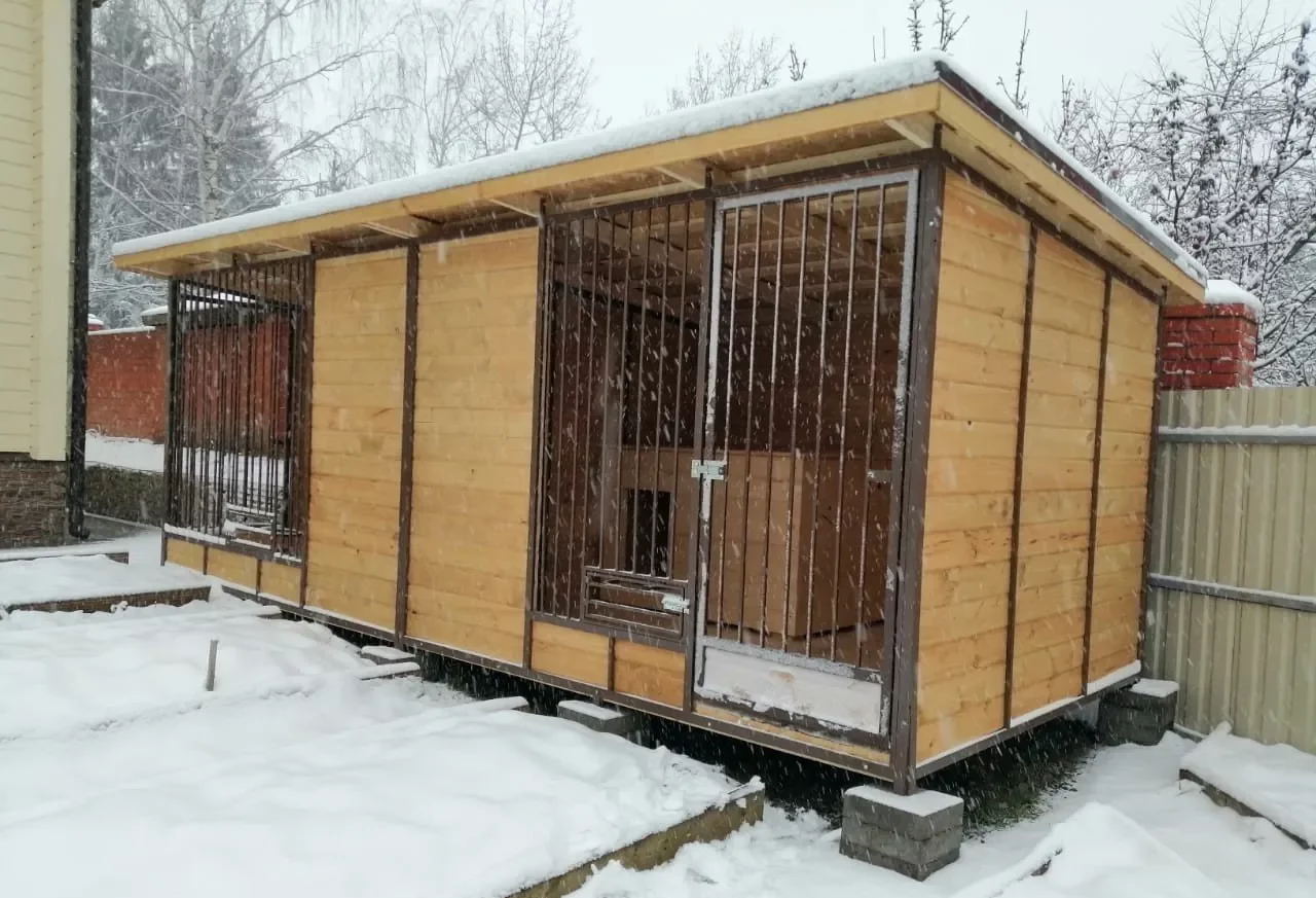 Вольер «Дуйсбург»